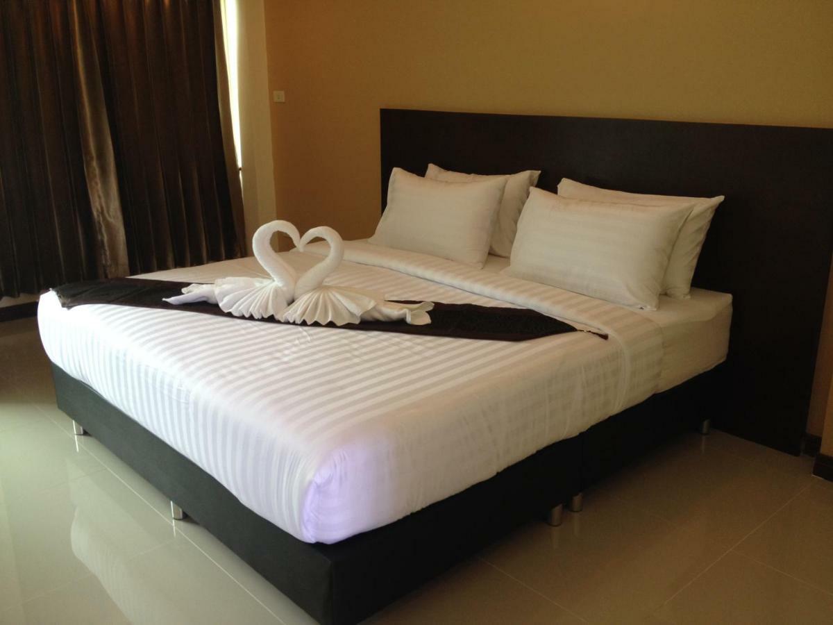 K2 Living Hotel Uttaradit Exterior foto